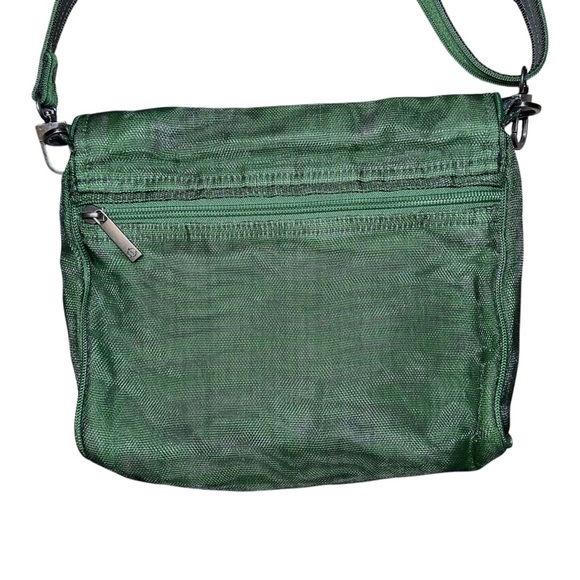 Smateria Ava Crossbody Hunter Green Vegan Sustainable Ethical 9x9 Goth - Picture 2 of 11